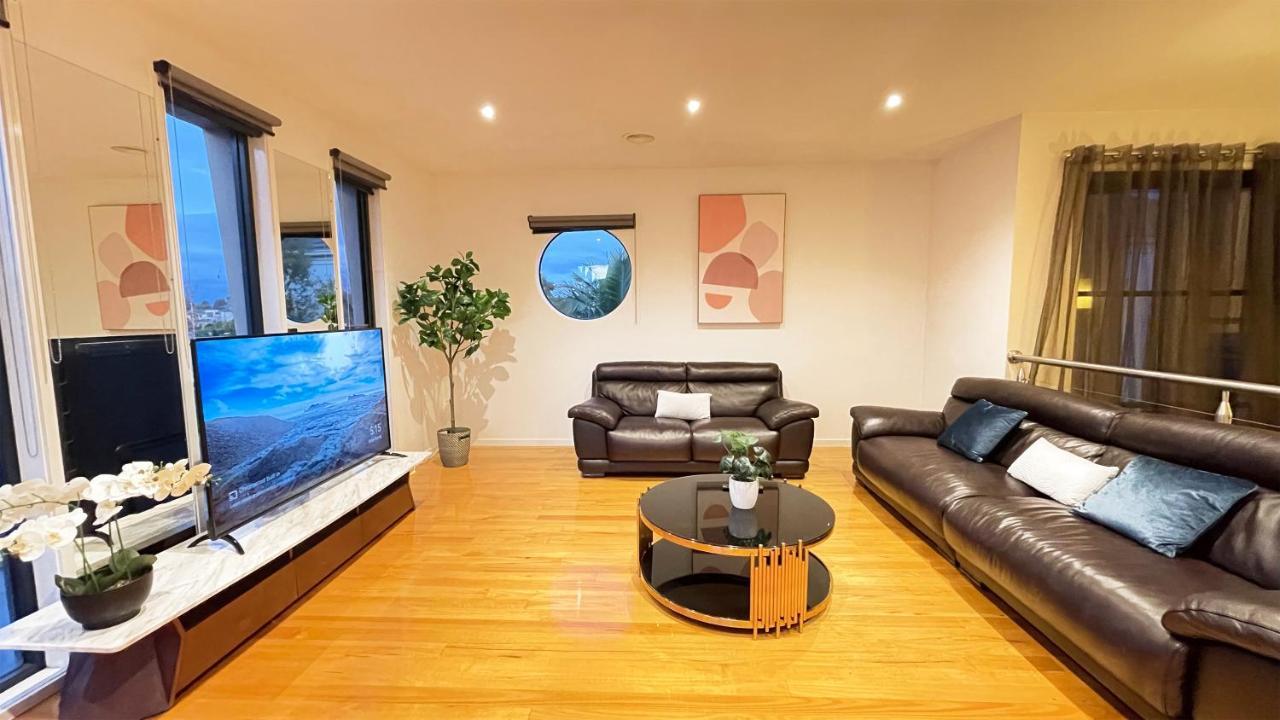 Luxury 7Brm Entire House Lakeview Blackswans Wifi Bbq Resort Point Cook Exteriör bild