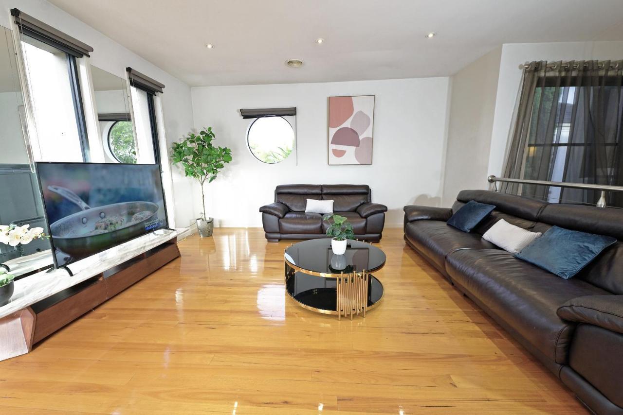Luxury 7Brm Entire House Lakeview Blackswans Wifi Bbq Resort Point Cook Exteriör bild
