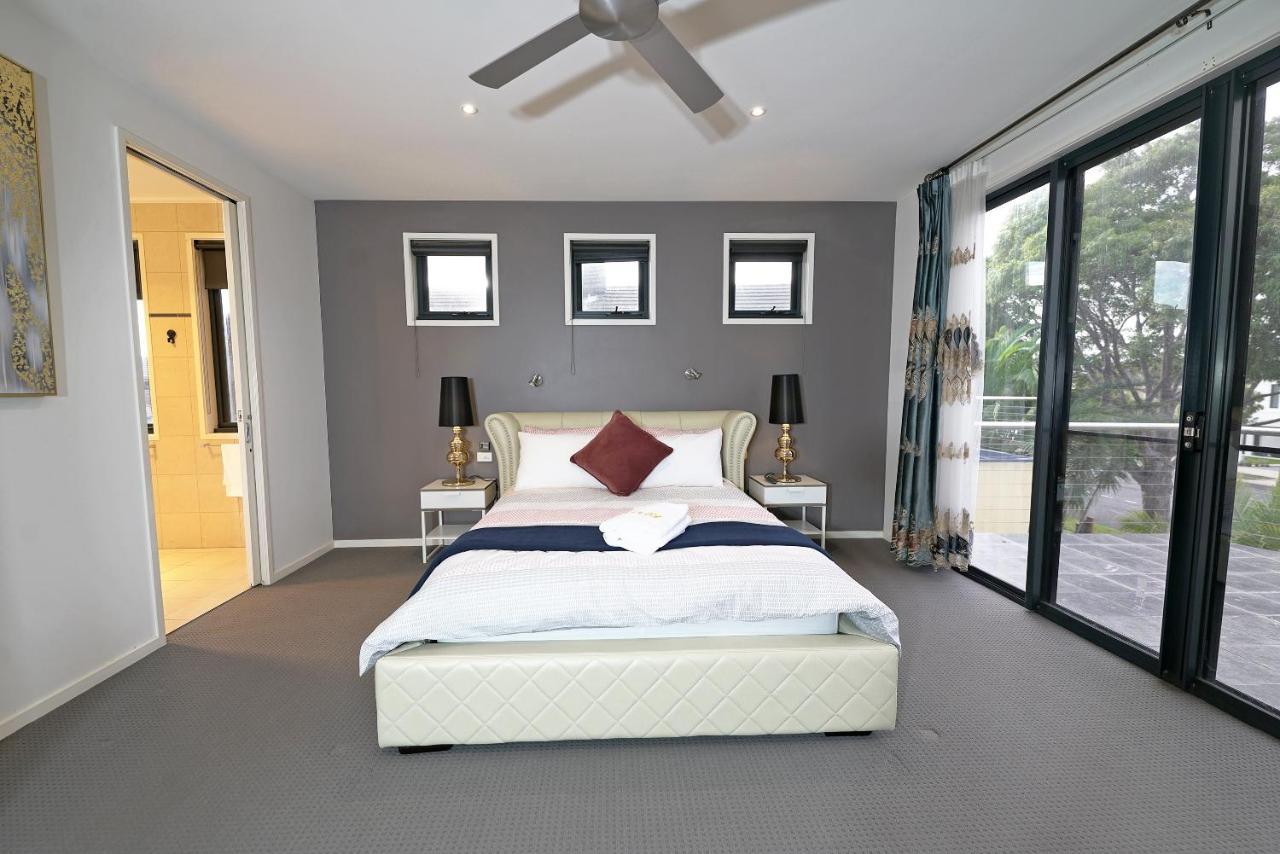 Luxury 7Brm Entire House Lakeview Blackswans Wifi Bbq Resort Point Cook Exteriör bild