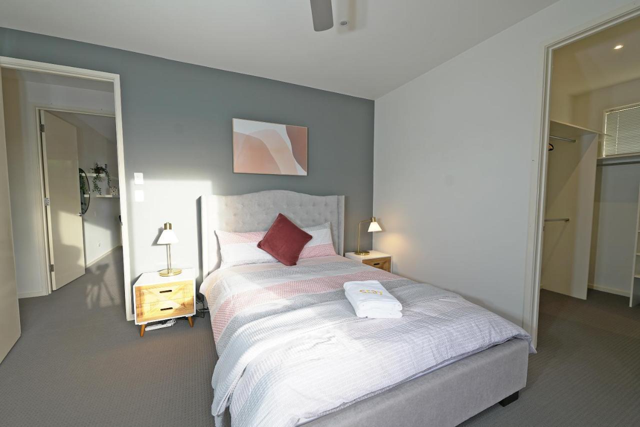 Luxury 7Brm Entire House Lakeview Blackswans Wifi Bbq Resort Point Cook Exteriör bild