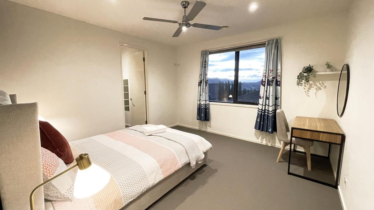 Luxury 7Brm Entire House Lakeview Blackswans Wifi Bbq Resort Point Cook Exteriör bild